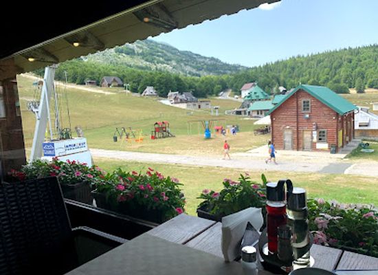 montenegro/tara-river-canyon/restaurant/durmitorsko-sijelo