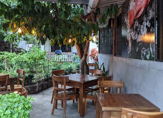 ecuador/galapagos-islands/restaurant/frafre-gastrobar