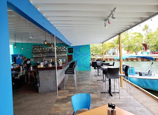 puerto-rico/culebra/restaurant/dinghy-dock-restaurant