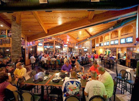 missouri/current-river/restaurant/h-toad-s-bar-grill