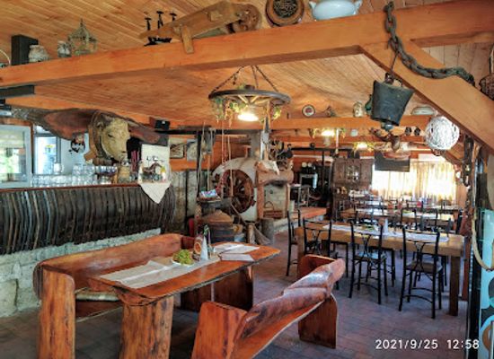 slovakia/zemplin/restaurant/kolonia