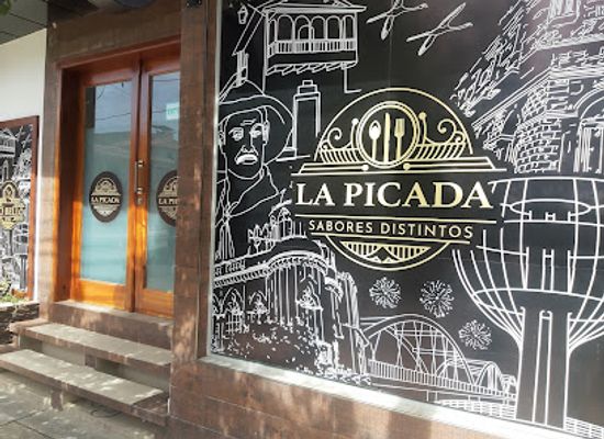 bolivia/tarija-valley/restaurant/la-picada