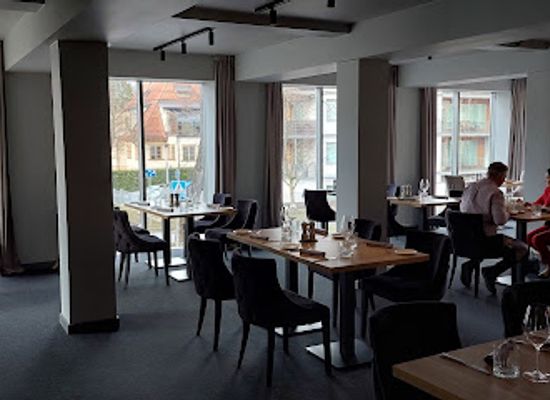 estonia/tallinn/kadriorg/restaurant/la-pineta-restoran