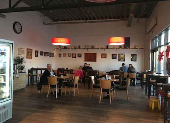 iceland/hveragerdi-area/restaurant/almar-bakari