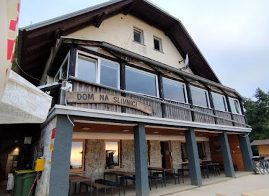 slovenia/inner-carniola/restaurant/dom-na-slivnici