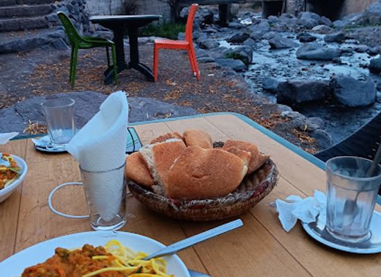 morocco/imlil-region/restaurant/restaurant-terrase-d-imlil