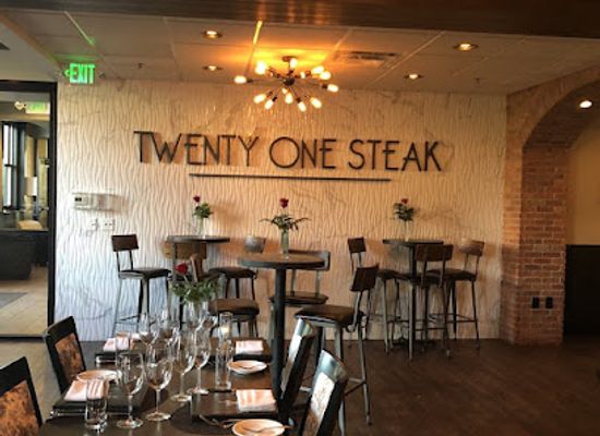 colorado/pueblo/restaurant/twenty-one-steak