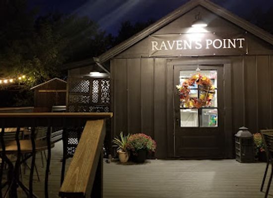 virginia/northern-neck/restaurant/raven-s-point