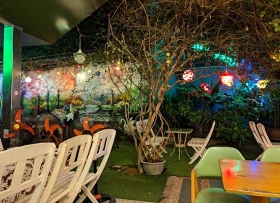vietnam/hue/phu-hoi/restaurant/cozy-restaurant-hue