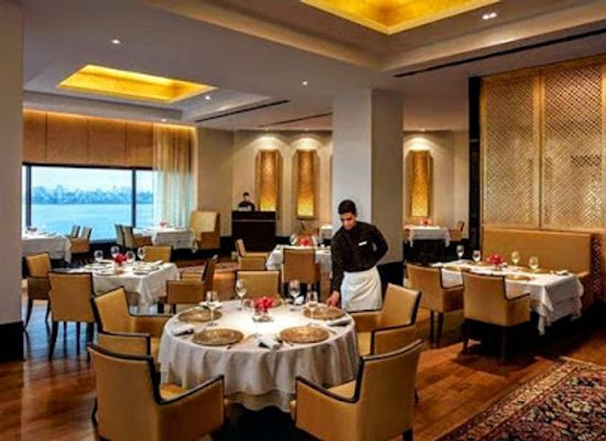 india/mumbai/restaurant/fenix