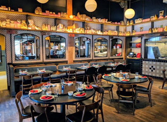 illinois/chicago/west-loop/restaurant/duck-duck-goat