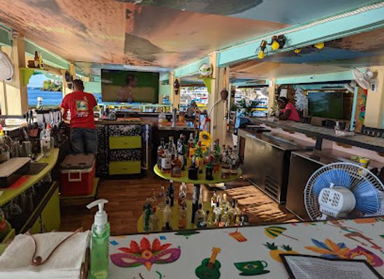 honduras/mosquito-coast/restaurant/ipanema-beach-bar-and-grill