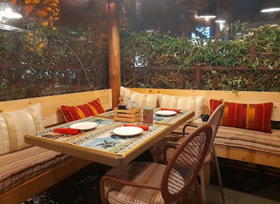 albania/saranda-region/restaurant/manxurane-restaurant-wines