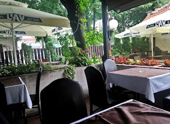 serbia/nis/restaurant/amfora