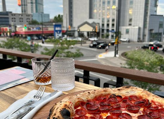canada/niagara-peninsula/restaurant/la-favella