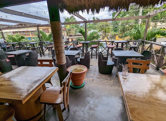 jamaica/ocho-rios/restaurant/linda-s-jerk-sea-food-restaurant