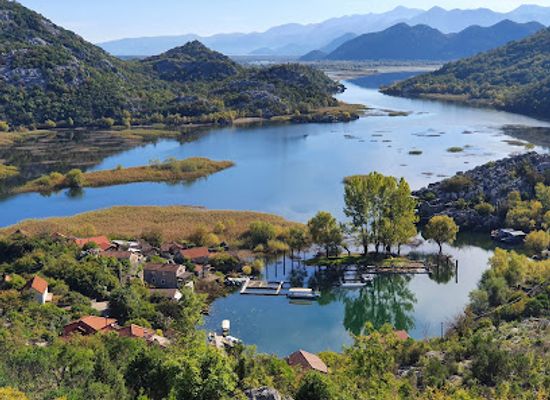 montenegro/skadar-lake-region/restaurant/karucki-krs