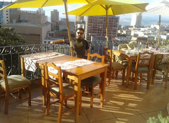 chile/valparaiso-region/restaurant/la-caperucita-y-el-lobo