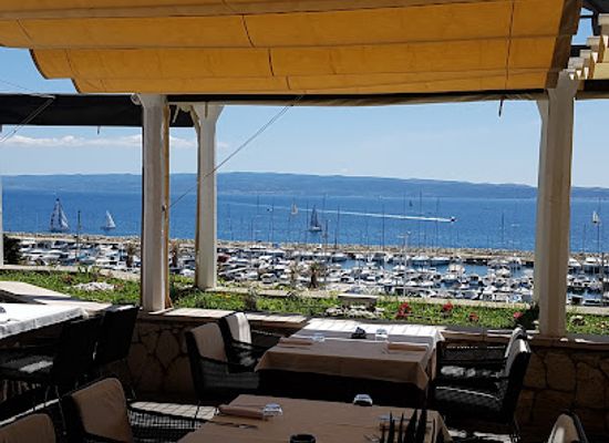 croatia/split/bacvice/restaurant/restaurant-kadena