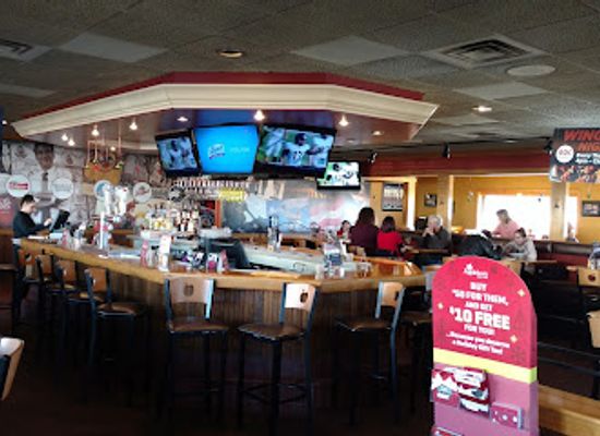 iowa/burlington/restaurant/applebee-s-grill-bar