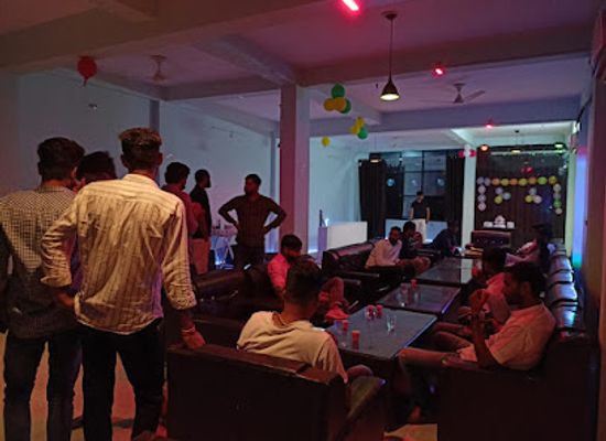 india/gwalior/restaurant/eat-street-restaurant