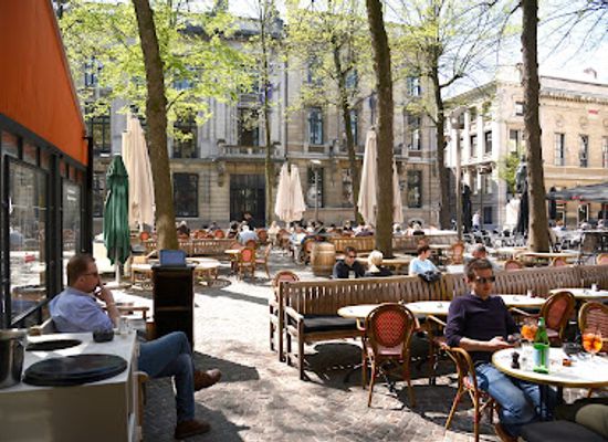 belgium/antwerp/antwerp-city-center/restaurant/bourla