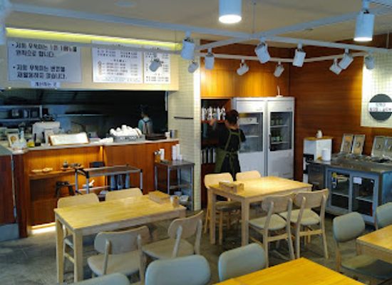 south-korea/south-chungcheong-province/restaurant/restoran-good-korean-cheap-food
