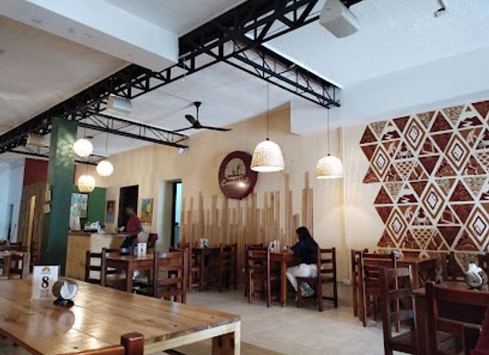 colombia/popayan/restaurant/canoa-y-mar-restaurante
