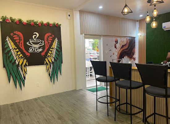 guyana/pakaraima-mountains/restaurant/d-cafe