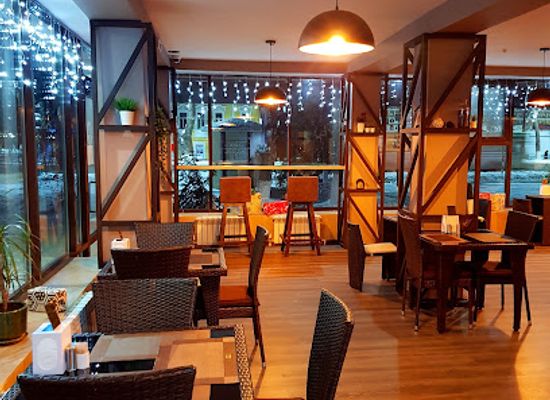 kazakhstan/uralsk/restaurant/tipa-graf-lounge-bar