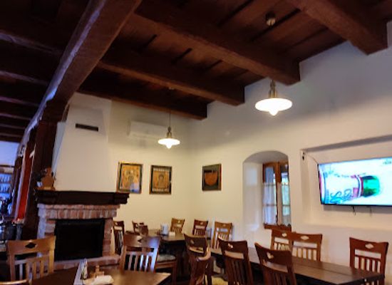 hungary/zemplen/restaurant/lakoma-restaurant-fuzer