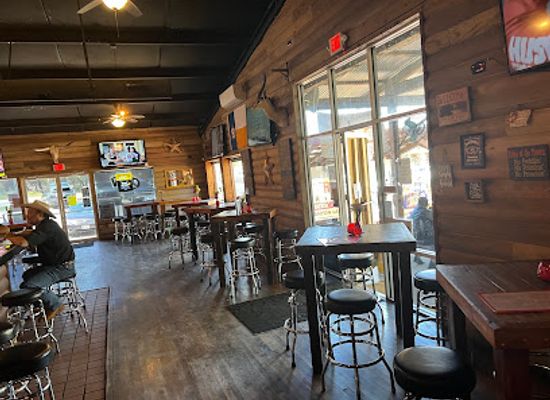 texas/red-river-valley/restaurant/river-rose-tavern