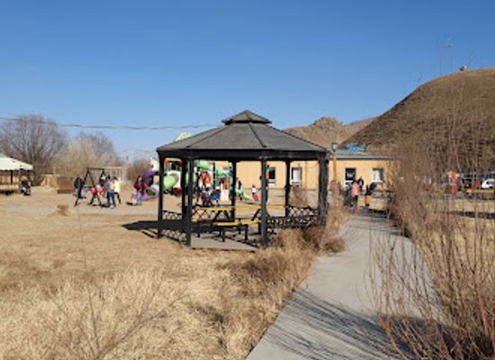 mongolia/tuul-river-valley/restaurant/tuul-garden