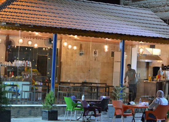 jordan/jerash/restaurant/caravan-food-juice