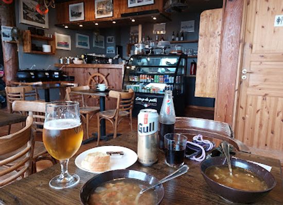 iceland/grindavik/restaurant/cafe-bryggjan
