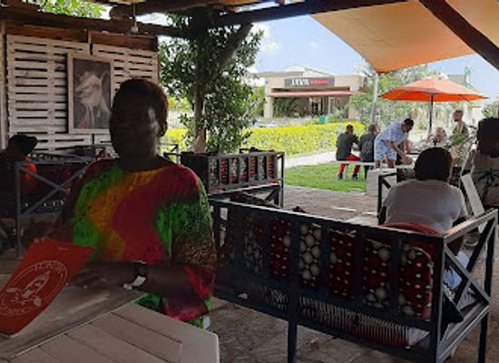kenya/naivasha/restaurant/mbuzi-munch-naivasha