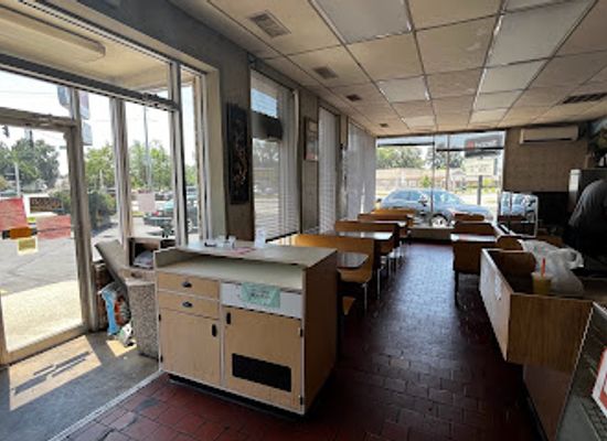 indiana/elkhart/restaurant/lucky-s