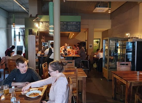 germany/frankfurt/sachsenhausen/restaurant/muku