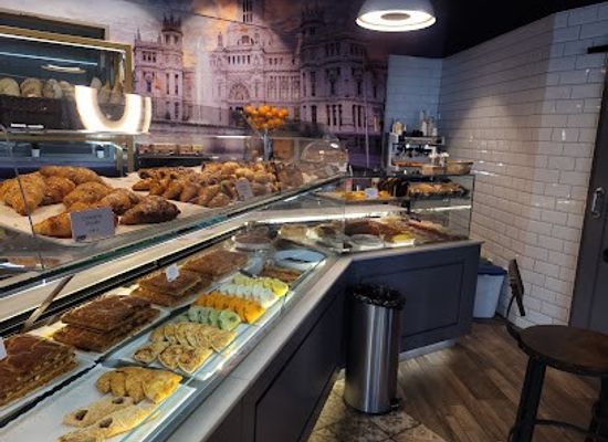 spain/madrid/malasana/restaurant/corredera-bakery