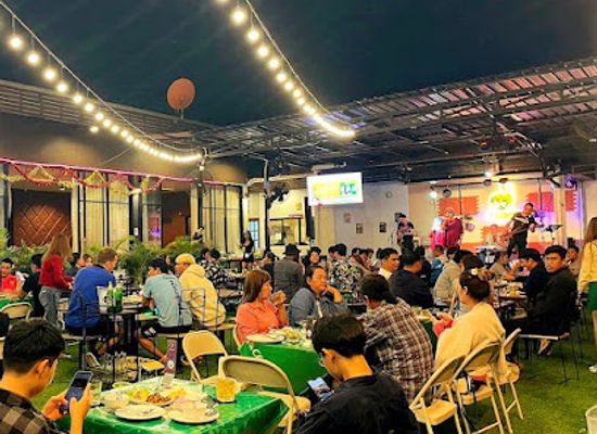 thailand/sukhothai/restaurant/retro-90-s-sukhothai