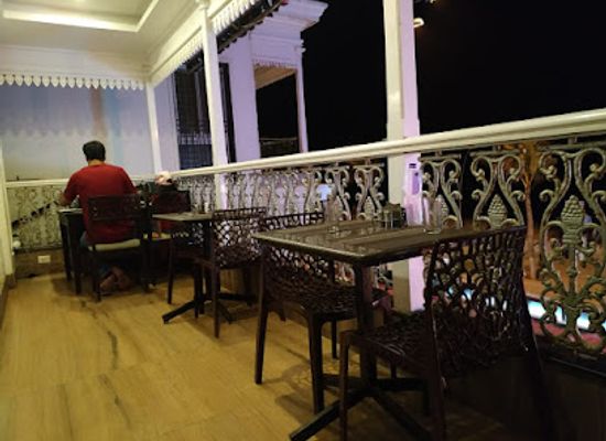 india/pondicherry/white-town/restaurant/escape-in-multi-cuisine-sea-view-restaurant