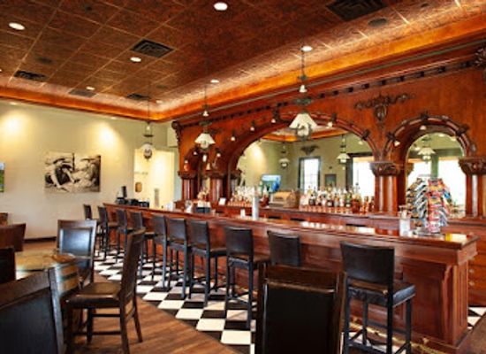 wyoming/red-desert/restaurant/77-steakhouse-and-saloon
