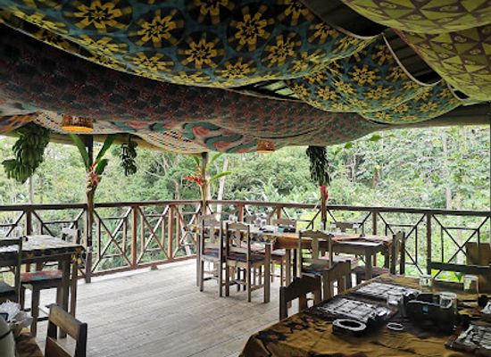 sao-tome-and-principe/pico-cao-grande/restaurant/casa-museu-almada-negreiros