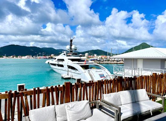 sint-maarten/point-blanche/restaurant/the-tavern-the-rusty-parrot