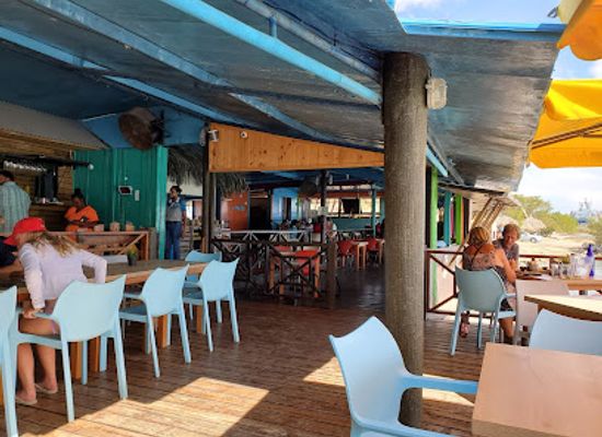 curacao/westpunt/restaurant/brisa-do-mar