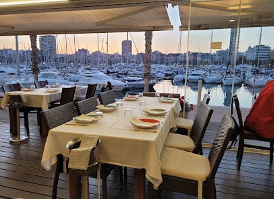 spain/alicante/puerto-de-alicante/restaurant/santi-restaurante