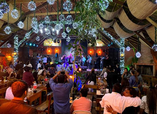 bolivia/tarija/restaurant/la-cacharpaya
