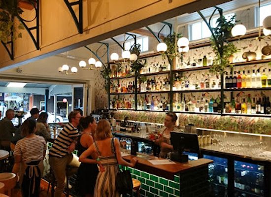 australia/brisbane/west-end/restaurant/covent-garden-gin-bar-restaurant