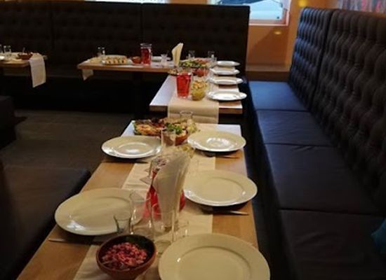 estonia/rakvere/restaurant/hullujaani-grill