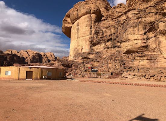 jordan/wadi-rum/restaurant/tourism-moon-valley-bedouin-camp